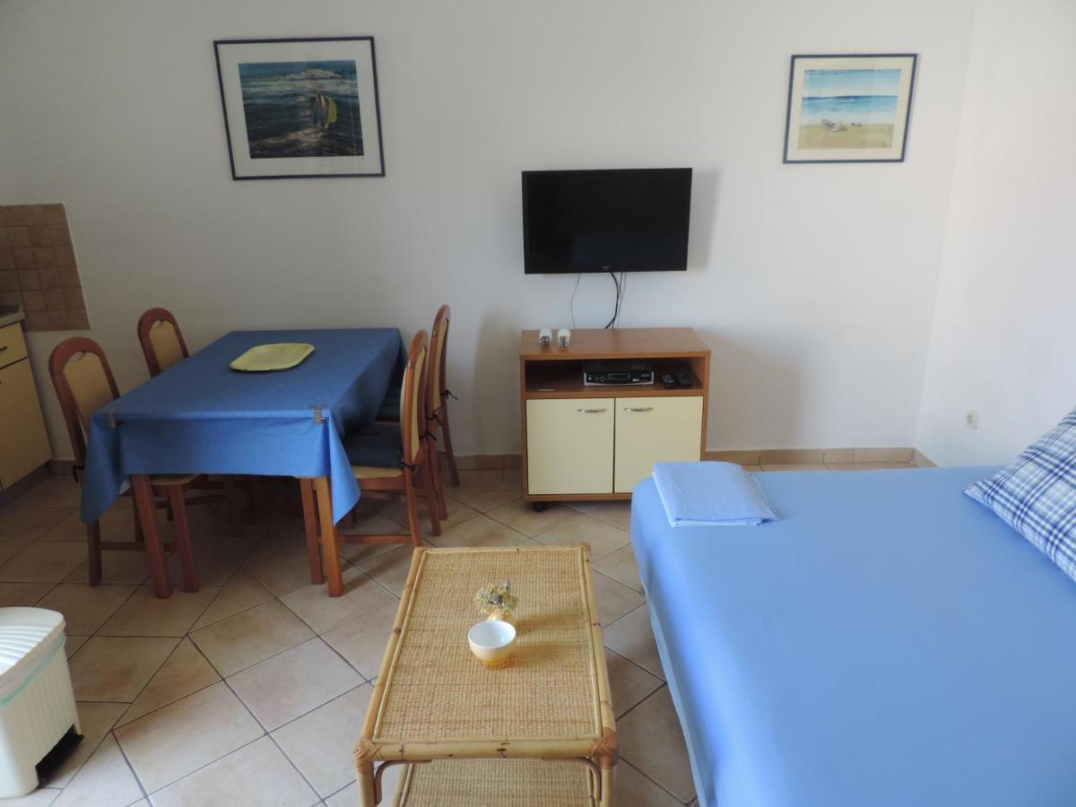 Apartmani Lavanda Pag Town Rum bild