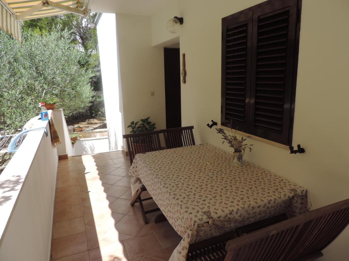 Apartmani Lavanda Pag Town Rum bild