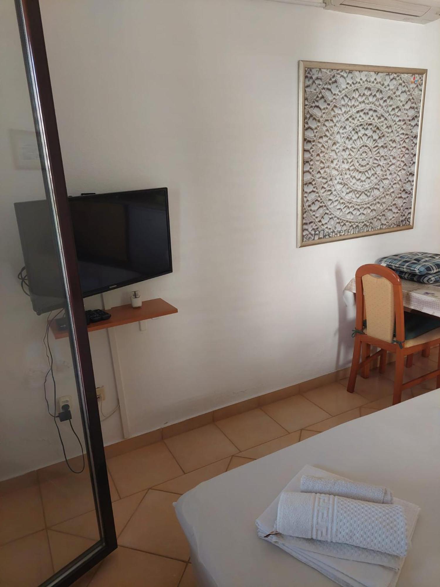 Apartmani Lavanda Pag Town Rum bild